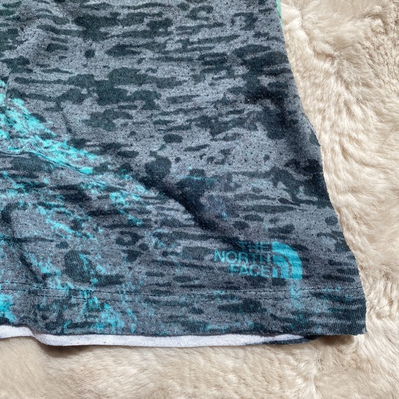 The North Face Burnout Green / Gray Mountains T-Shirt - Picture 3 of 9